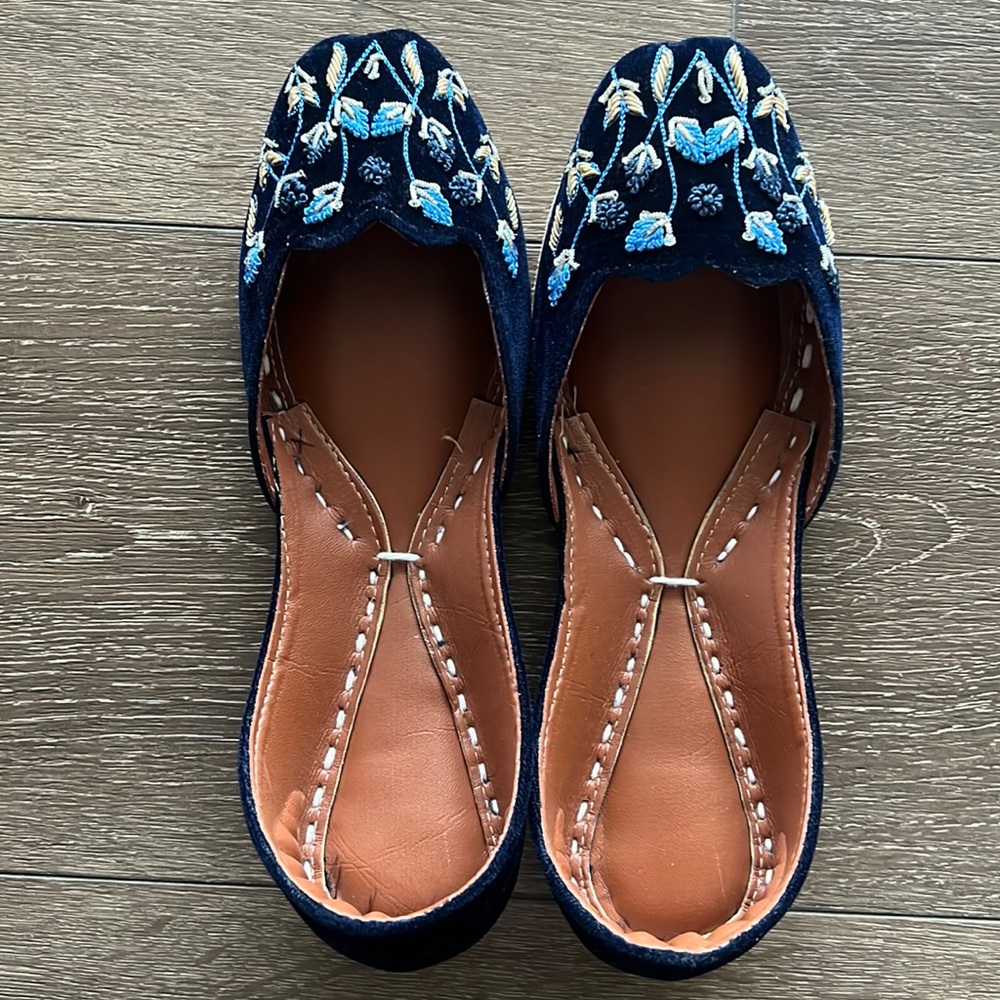 Sandals ( panjabi jutti)